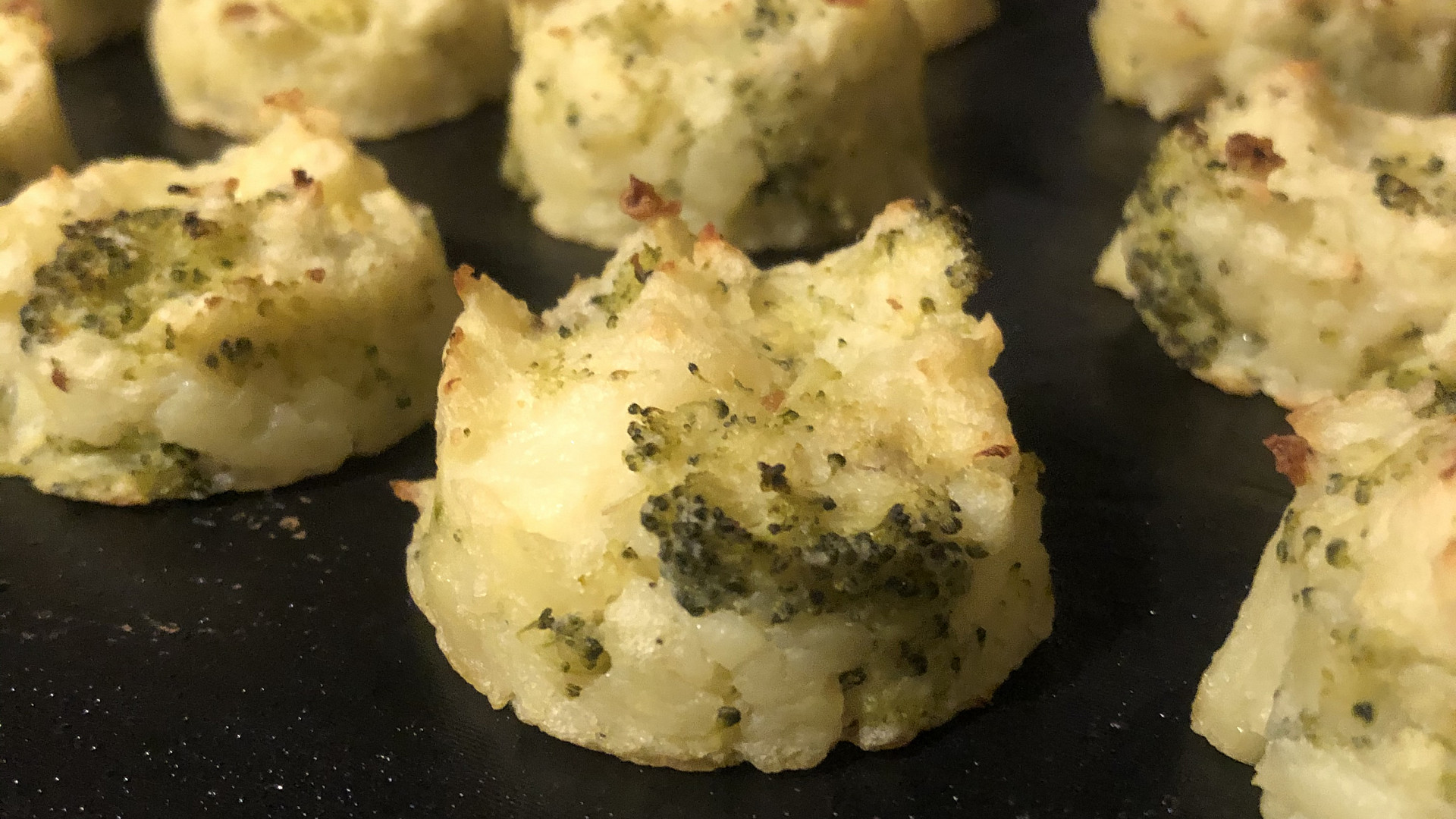 Gratinované brambory s brokolicí
