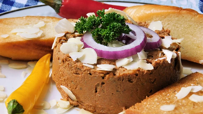 Krůtí paštika s chilli