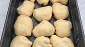 Kynuté buchty s povidly nebo marmeládou