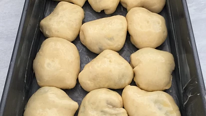 Kynuté buchty s povidly nebo marmeládou