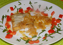 Rybí filé s karamelovou cibulí