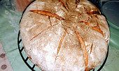 Základní kváskový chleba (Výborný a jednoduchý kváskový chléb podle cathleen! Mňamka!)