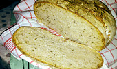 Základní kváskový chleba (Chlebík chutná báječně samotný i namazaný, je vážně skvělý!)