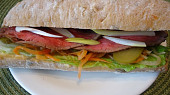 Ciabatta s  flank steakem à la roastbeef