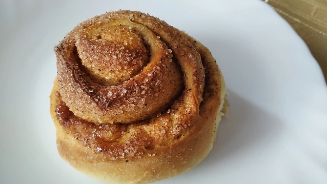 Měkké skořicové šneky (Cinnamon rolls)