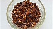 Domácí karamelová granola