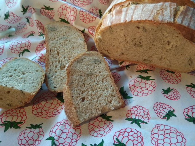 Lněný chleba s omládkem