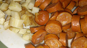 Babiččina bramborová paštika, Trochu vonavého špíčku a debrecínské párky do brambor.