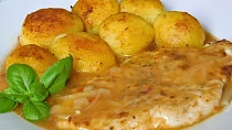 Kuřecí prsa se šťávou z marinády