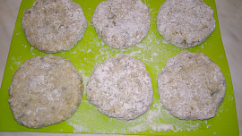 Květákové sněhulky s medvědím česnekem