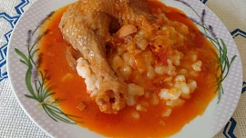 Paprikáš ze slepice (maďarský recept)