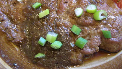 Plátky krkovičky na jablečném chutney (čatní)