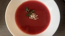Polévka z řepy a brambor