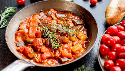 Ratatouille ze cherry rajčat