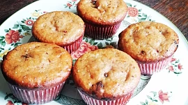 Tvarohové muffiny s marmeládou a čokoládou
