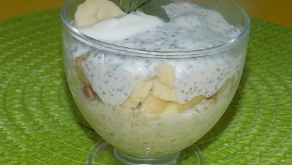 Ovocný jogurt na svačinu