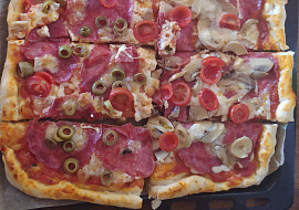 Pizza jako z pizzerie