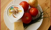 Rajčátková pětiminutovka z mikrovlnky, část použitých surovin
