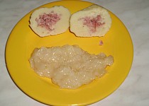 Bramborové knedlíky  (z bramborové kaše) plněné uzenou krkovicí