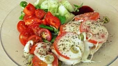 Kuřecí steaky Caprese
