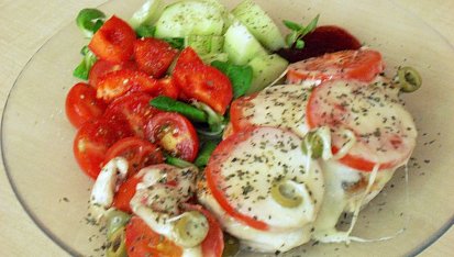 Kuřecí steaky Caprese