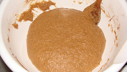 Koláč s chutí perníku a vůní skořice