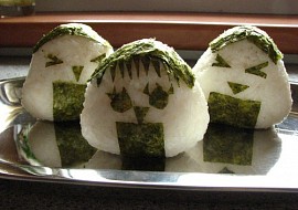 Rýžové koule (onigiri)