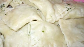 Ravioli plněné mletým masem a špenátem
