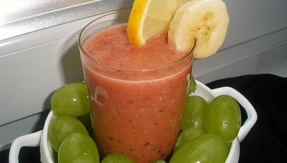 Smoothie s mrkví a ovocem