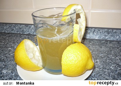 Obranný nápoj proti chřipce a nachlazení