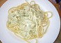 Špagety s brokolicovo-smetanovou omáčkou