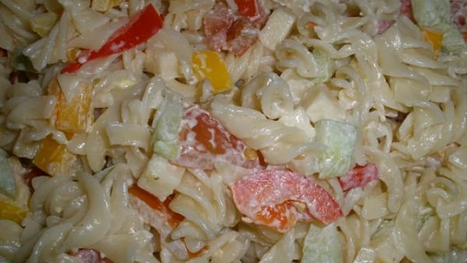 Těstovinový salát-recept