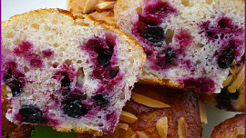 Tvarohové muffiny s rybízem pečené v remosce