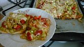 Cuketová pizza na listovém těstě