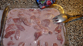 Vepřové nudličky v jogurtové marinádě s bylinkami, Marinování