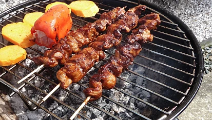 Grilovaná krůtí prsa "Satay", hotové mäsko