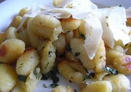 Gnocchi s bylinkami a sýrem