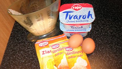 Kynutý tvarohový závin