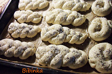 upleteme, potřeme, posypeme a šup do trouby