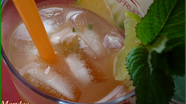 Mojito s grepovým džusem