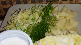 Polévka z mladého zelí