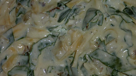 Slaný koláč s lilkem a medvědím česnekem