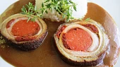 Vepřová roláda pomodoro na tymiánu, Vepřová roláda pomodoro na tymiánu