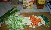 Fazolovo-brokolicová polévka s houbami, ingredience...
