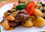 Gnocchi  s kuřecími játry, prsíčky a špenátem