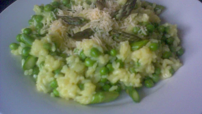 Risotto s chřestem a hráškem