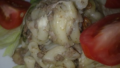 Zapečené těstoviny na bazalkové směsi se žampionama