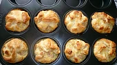 Lístkové muffinky s jablíčkem