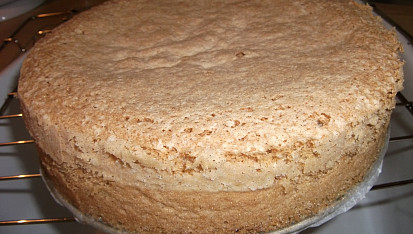 Můj první potahovaný dort, Ořechový korpus