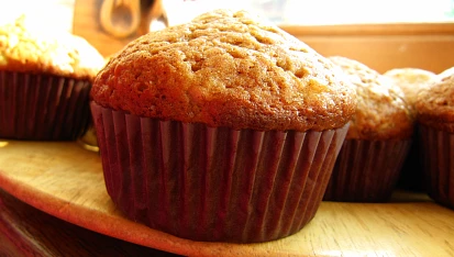 Banánové muffiny s medem a skořicí